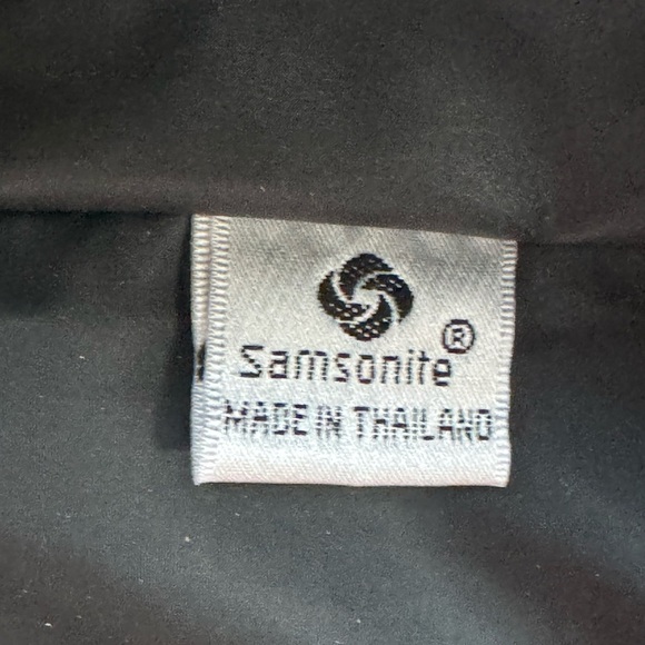 Samsonite foldable Black Travel Bag - Picture 7 of 9